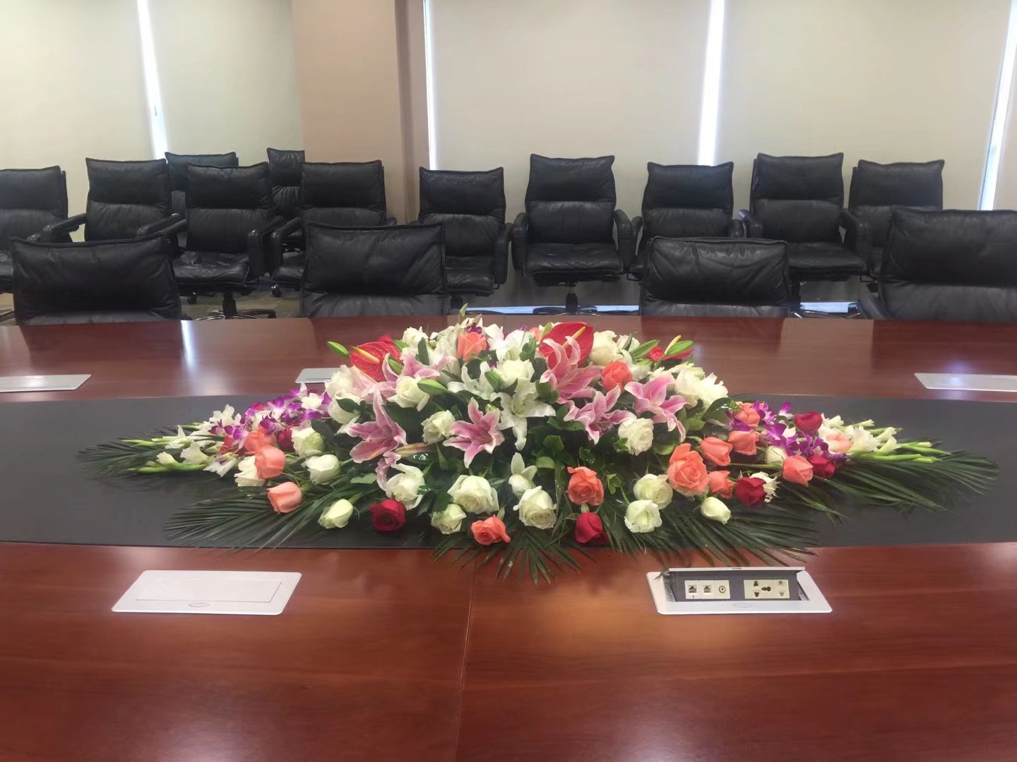 绍兴会议桌花